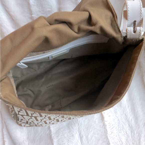 Fendi Rare Mamma Forever Rubberized Logo Bag - Picture 8 of 15